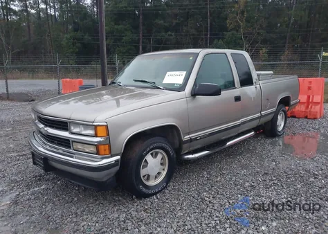 1998 Chevrolet C1500 Fleetside from USA, damaged, VIN 1GCEC19M0WR142703